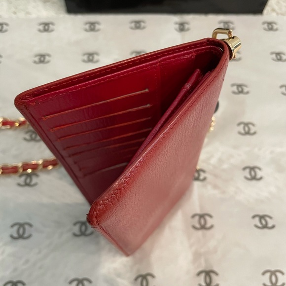 🌺$851 OFF RETAIL $175🌺AUTHENTIC CHANEL VINTAGE WALLET ON A CHAIN🌺 - Picture 13 of 15